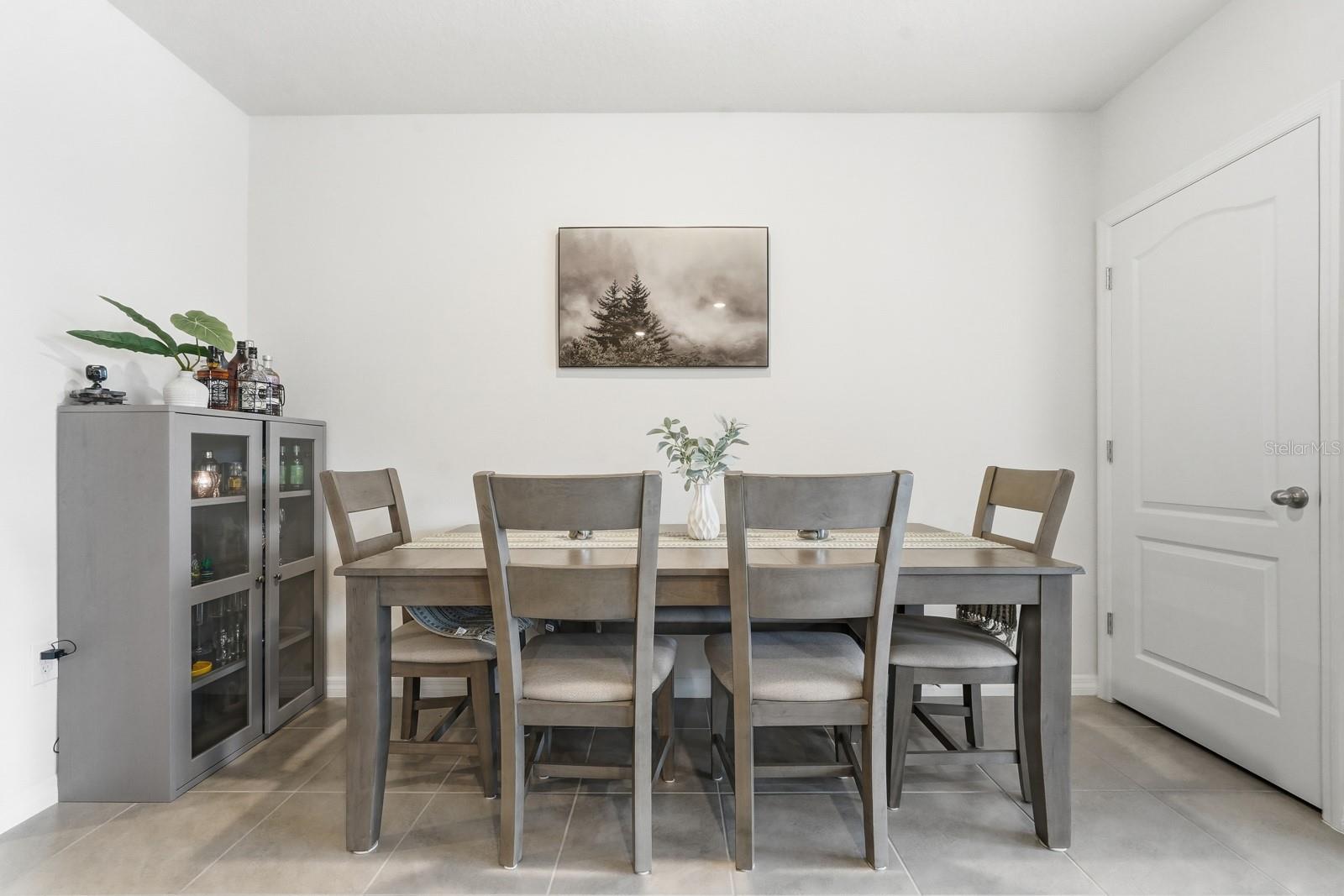 BELLA OAKS - Residential