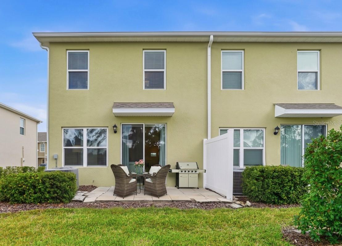 BELLA OAKS - Residential