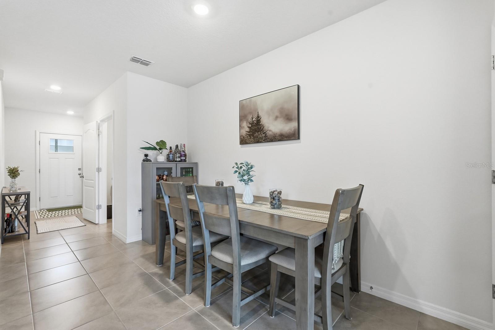 BELLA OAKS - Residential