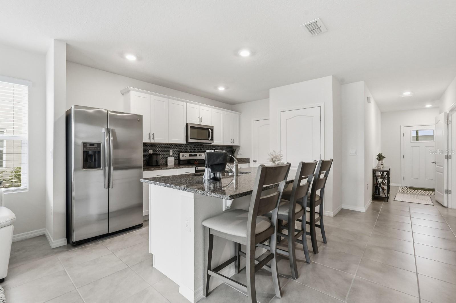 BELLA OAKS - Residential