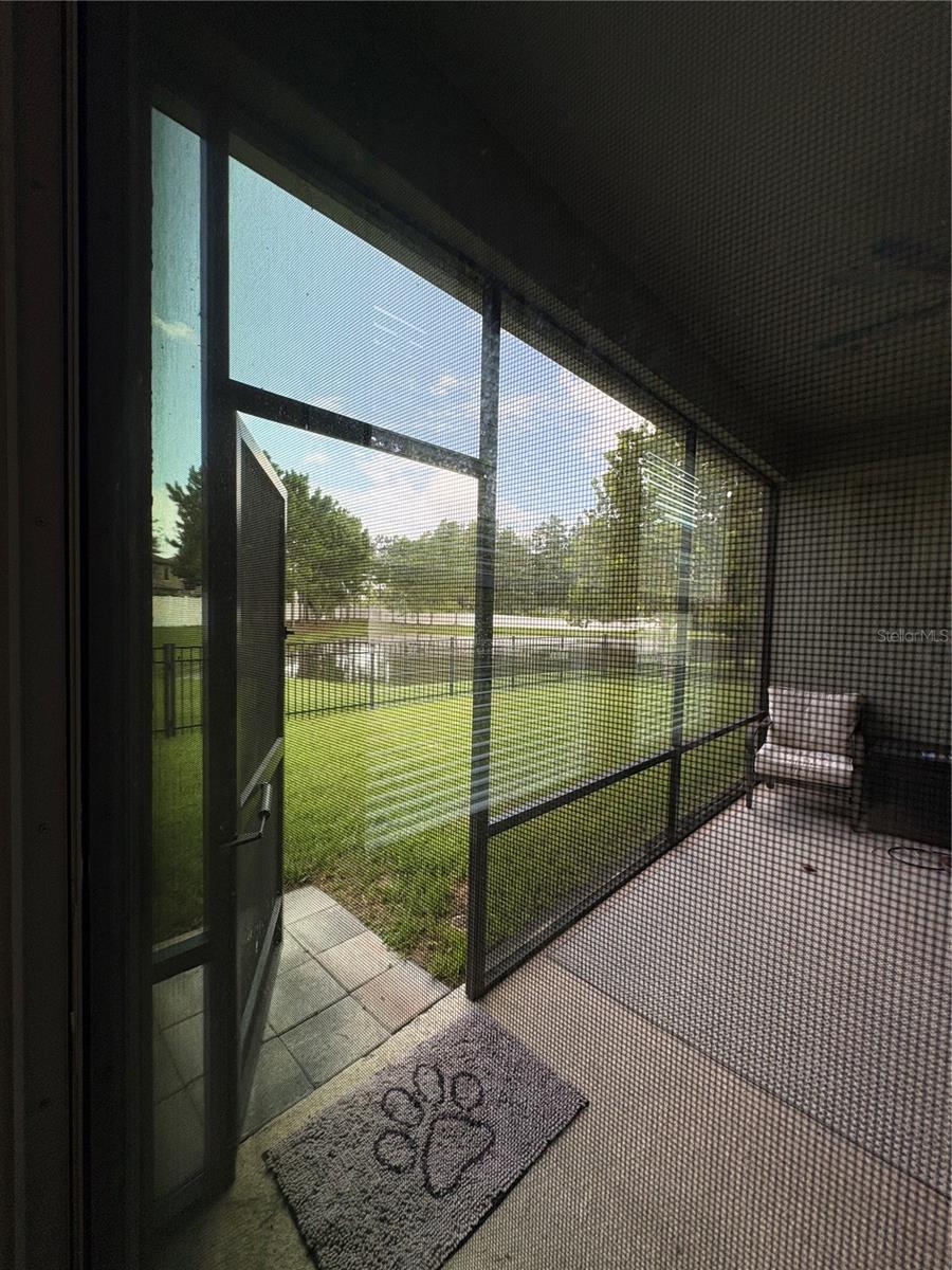 VILLAGE/TRINITY LAKES - Residential Lease