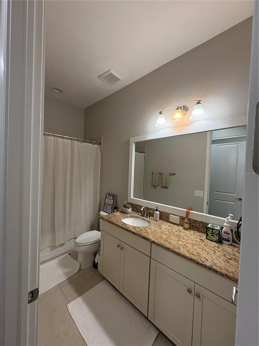 VILLAGE/TRINITY LAKES - Residential Lease
