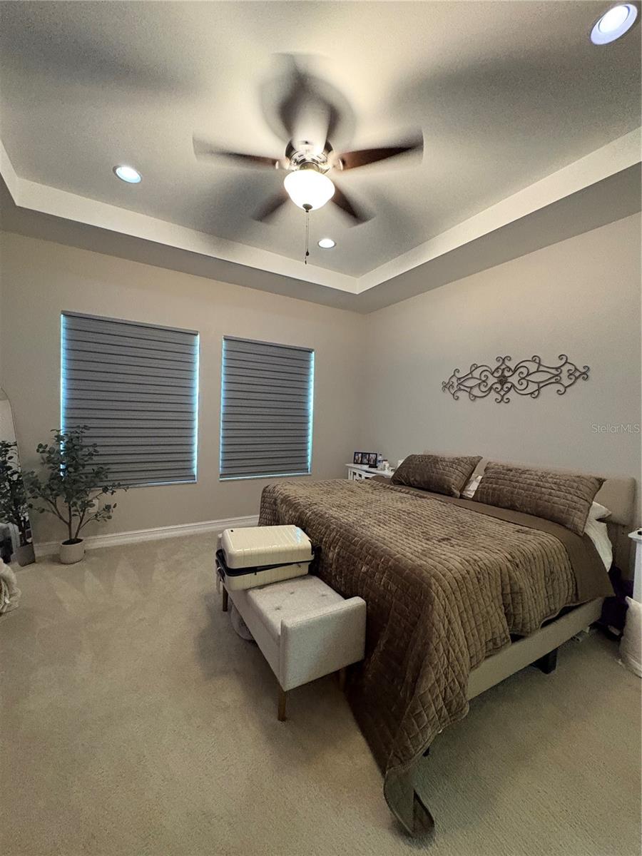 VILLAGE/TRINITY LAKES - Residential Lease