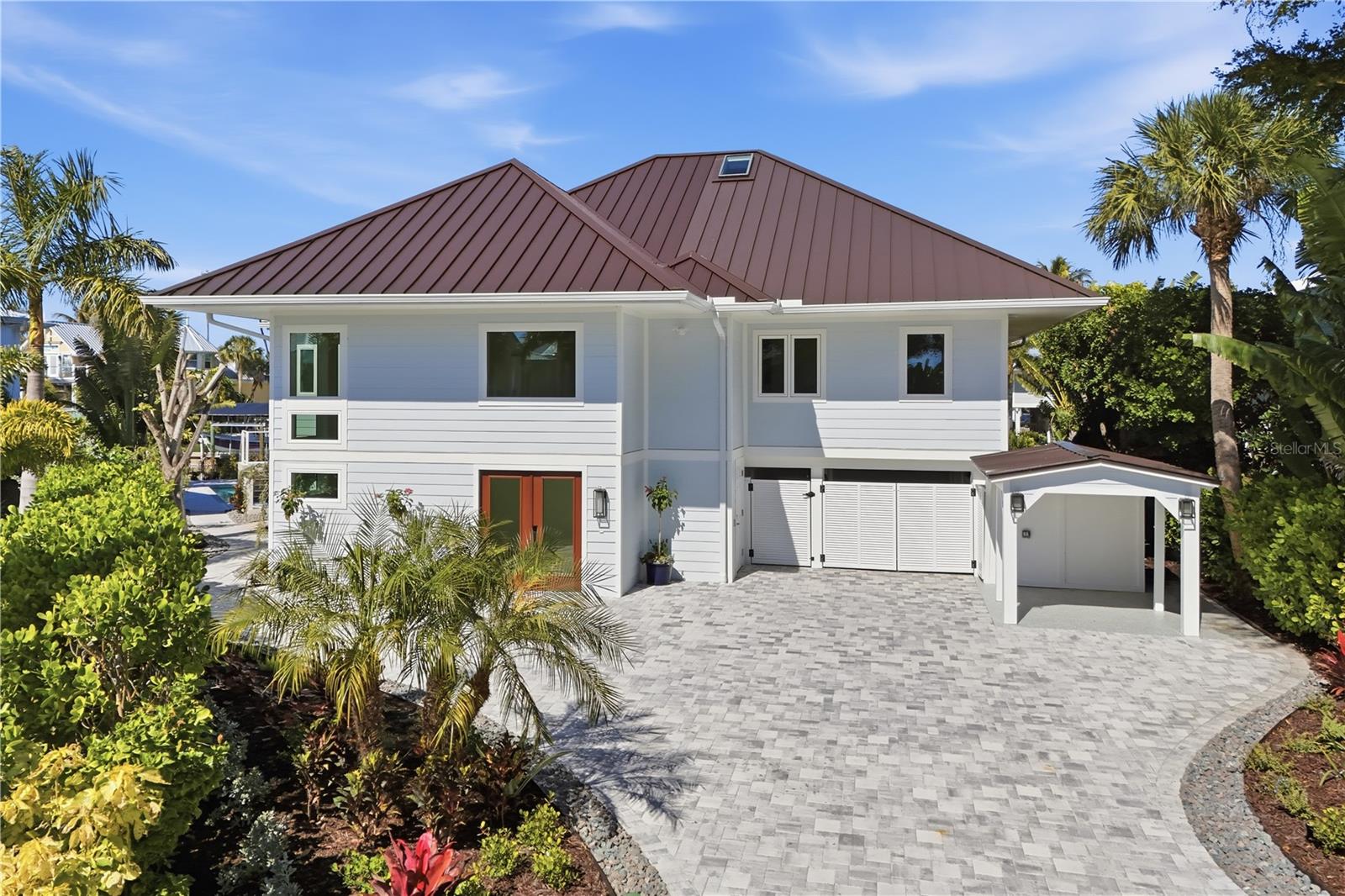 HARBOR DRIVE WATERWAYS - Residential
