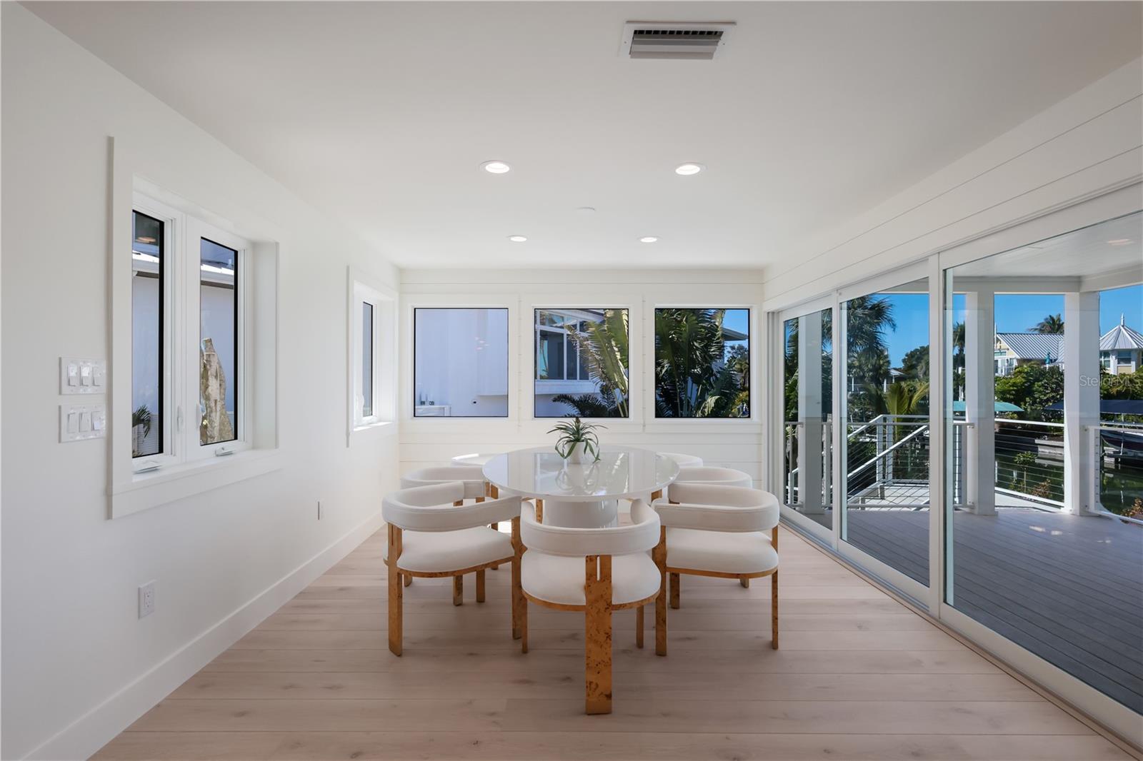 HARBOR DRIVE WATERWAYS - Residential