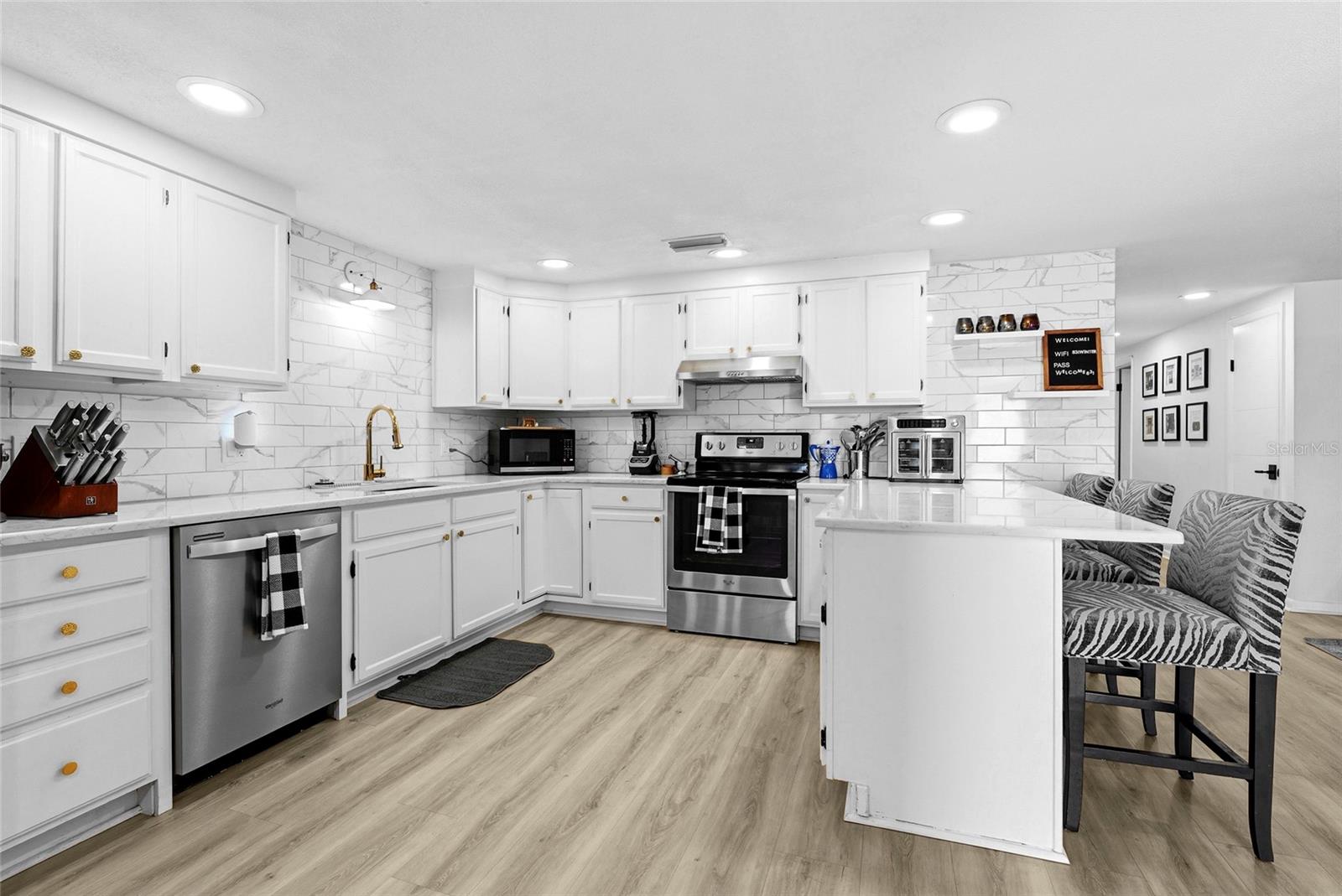 WINTER GARDENS 4TH & 5TH UNITS - Residential