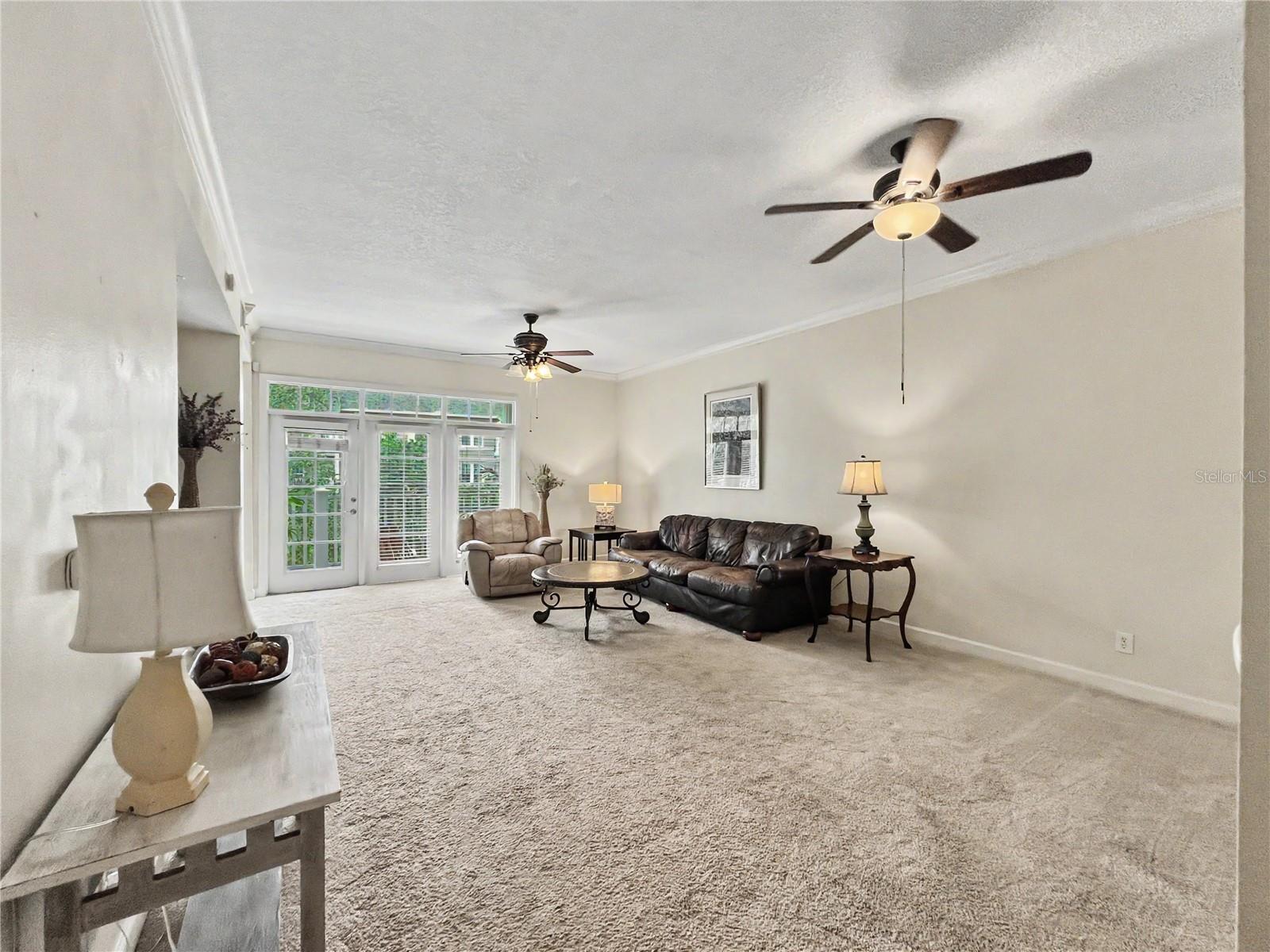 ARTISAN CLUB CONDO PH 3 - Residential