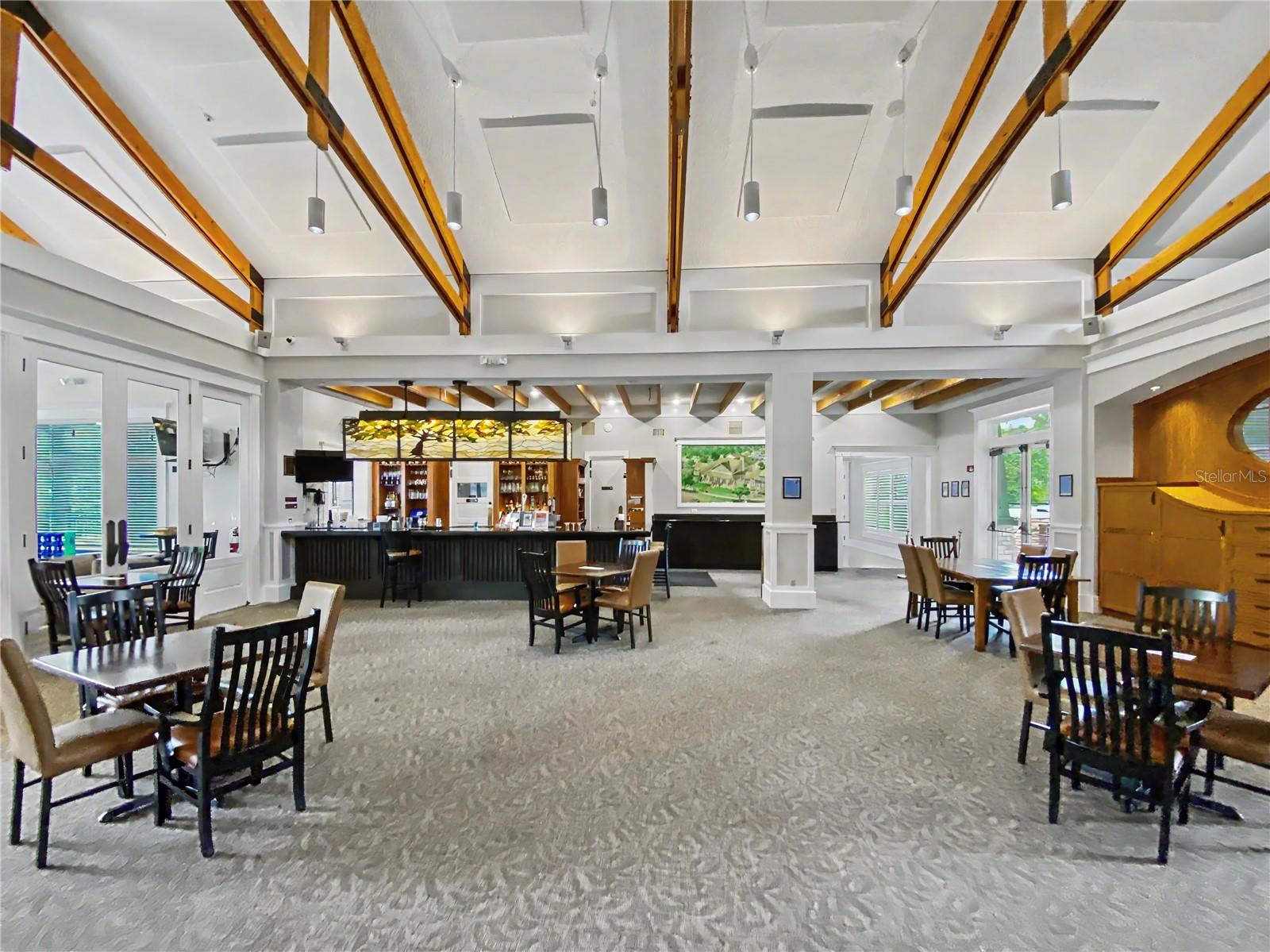 ARTISAN CLUB CONDO PH 3 - Residential