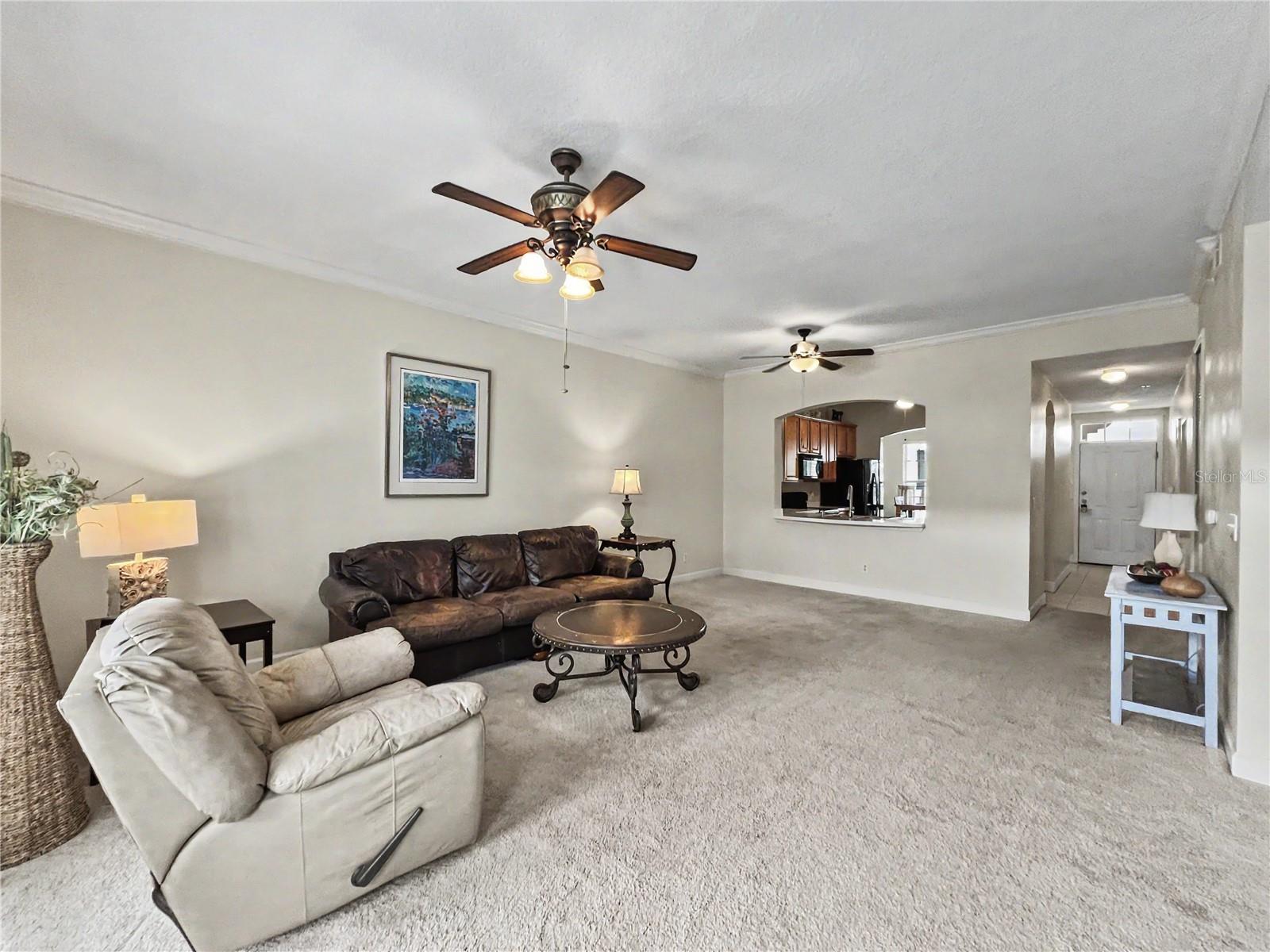 ARTISAN CLUB CONDO PH 3 - Residential