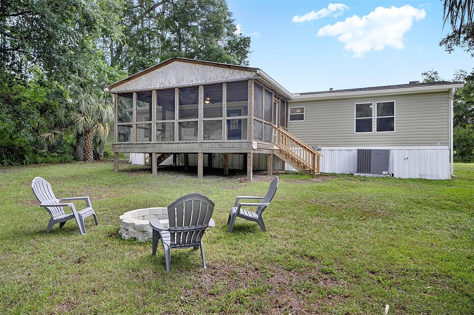 DAYTONA NORTH - Residential