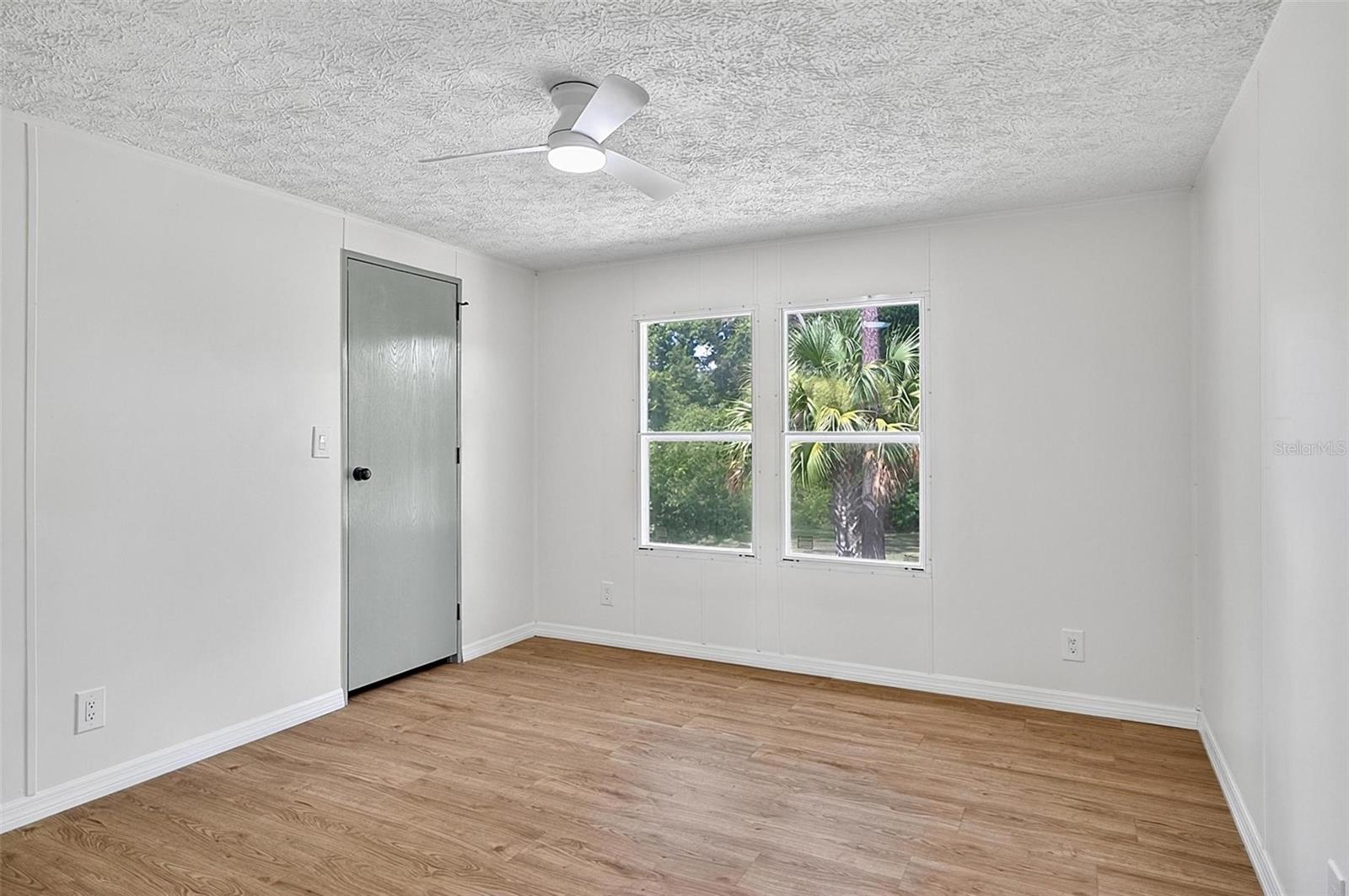 DAYTONA NORTH - Residential