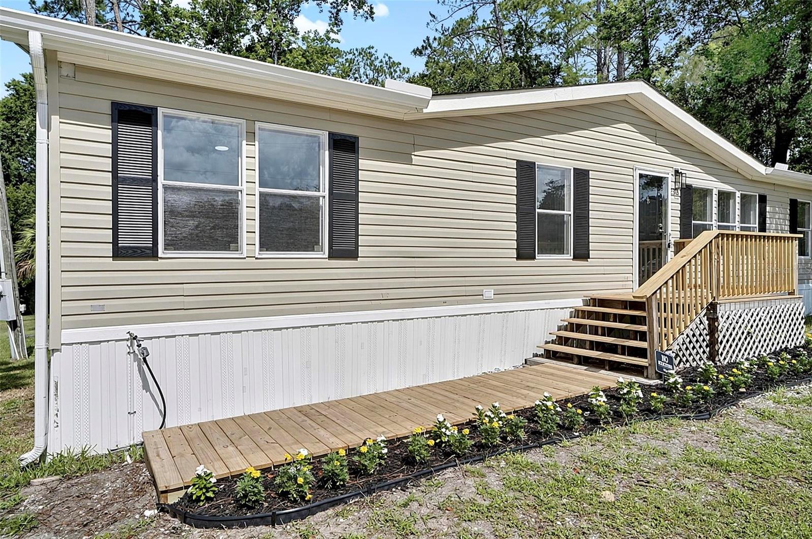 DAYTONA NORTH - Residential