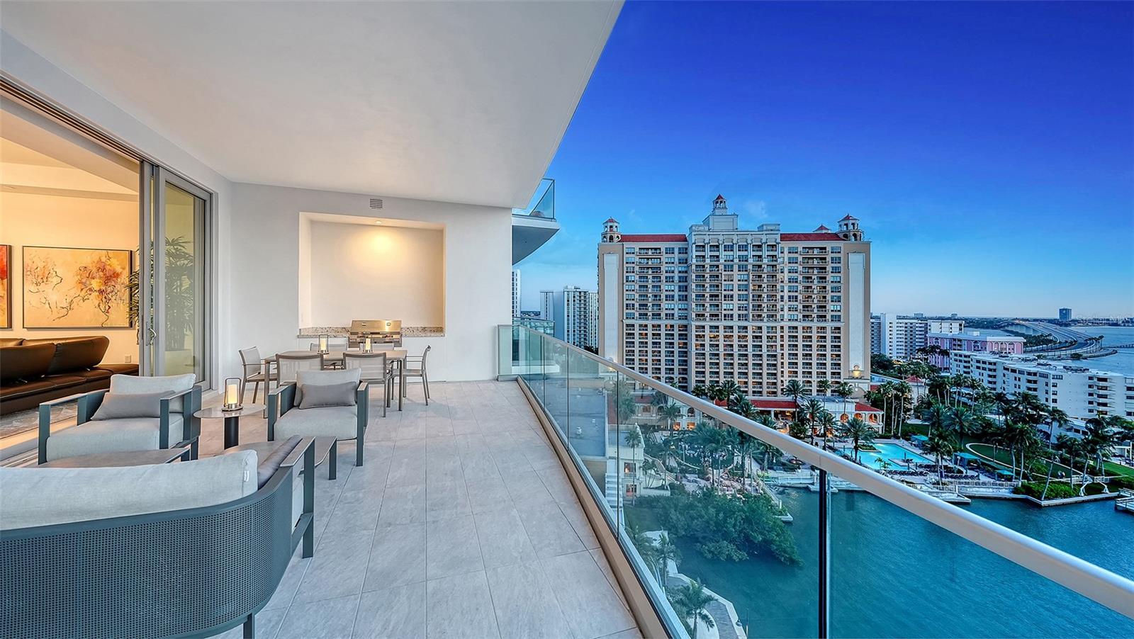 BLOCK 6 CONDO - Residential