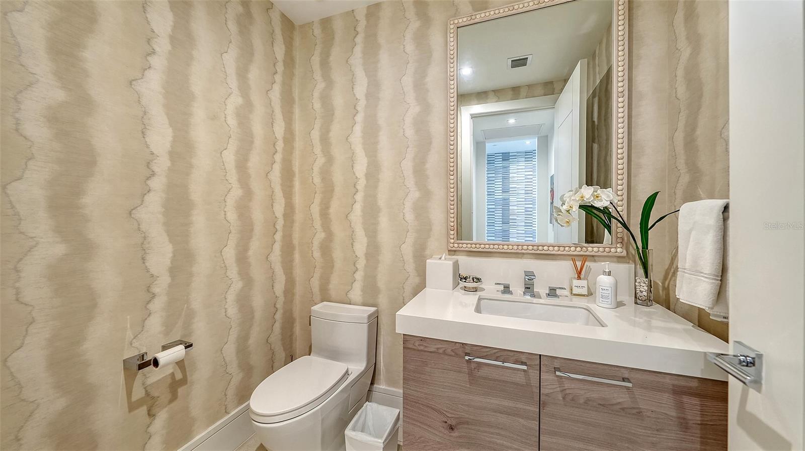 BLOCK 6 CONDO - Residential
