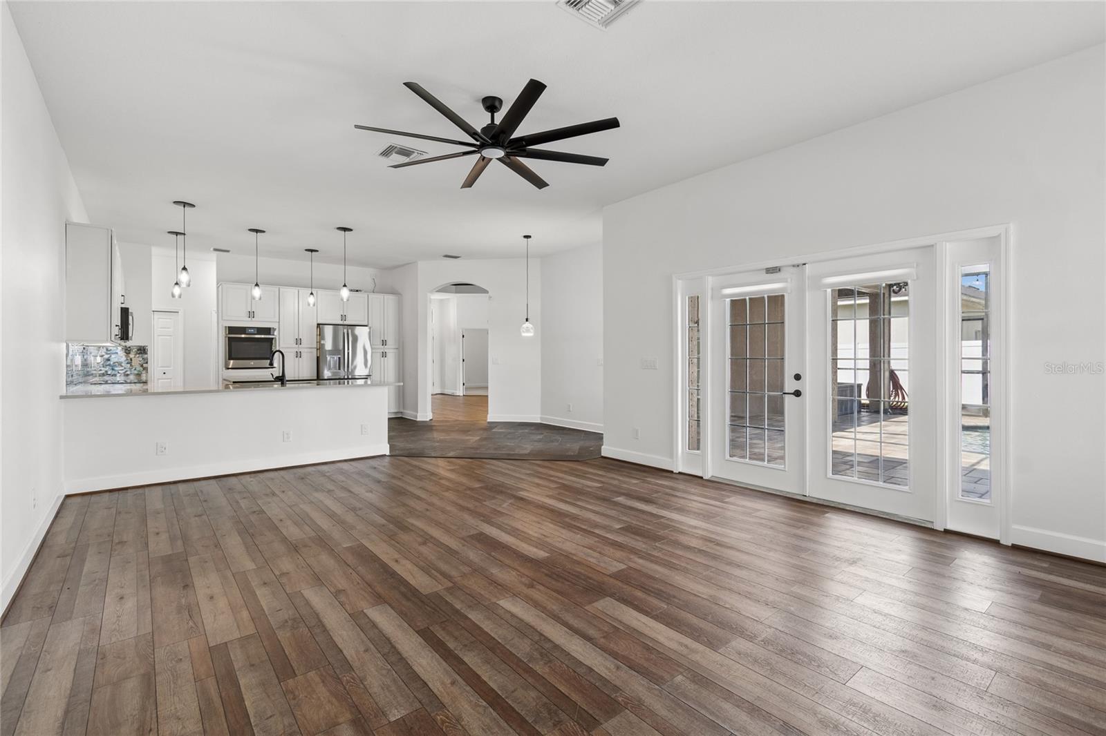 ST CLOUD LANDINGS - Residential