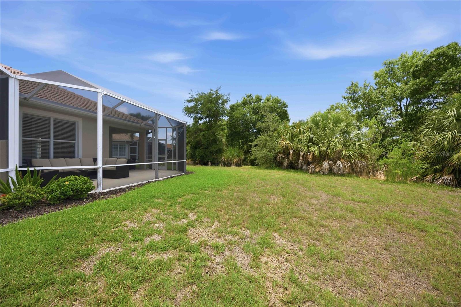 PELICAN POINTE GOLF & COUNTRY CLUB - Residential