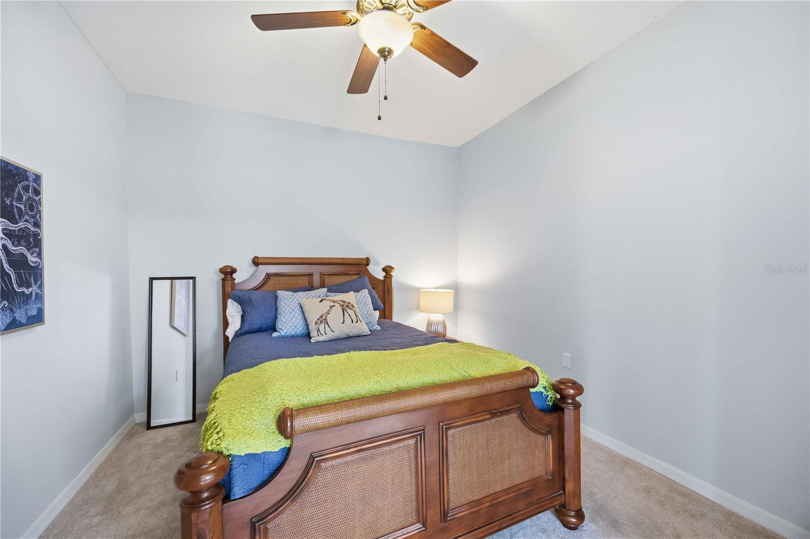 PELICAN POINTE GOLF & COUNTRY CLUB - Residential