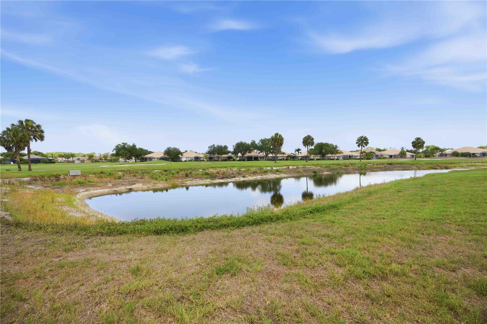 PELICAN POINTE GOLF & COUNTRY CLUB - Residential