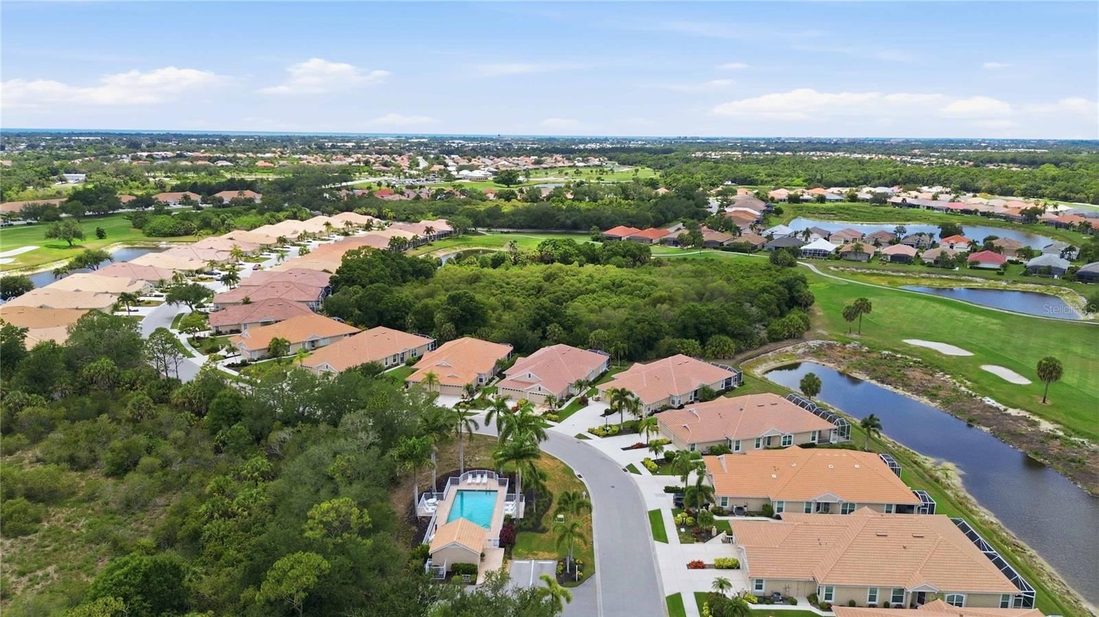 PELICAN POINTE GOLF & COUNTRY CLUB - Residential