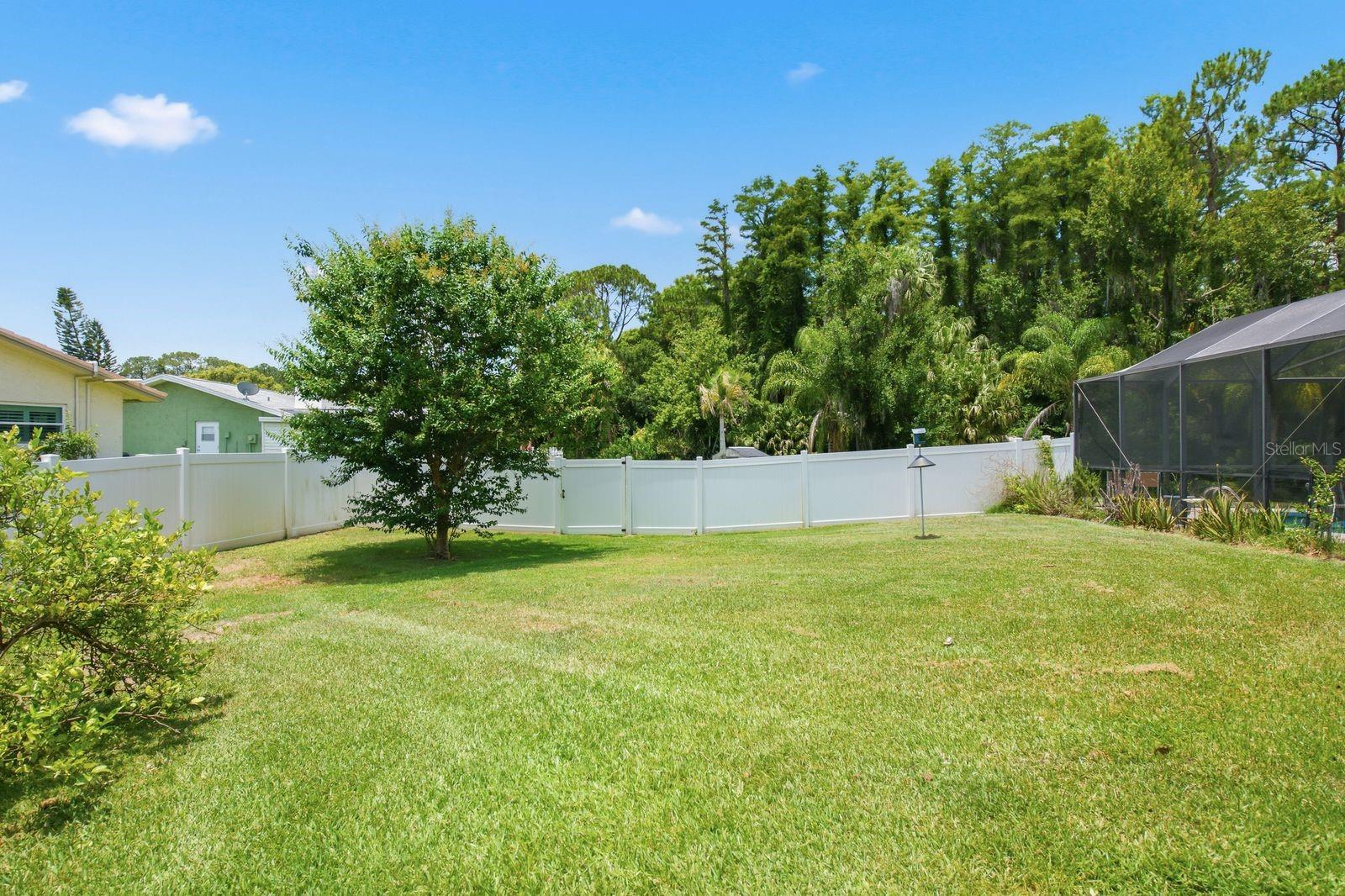 ANCHORAGE OF TARPON LAKE UNIT THREE THE - Residential