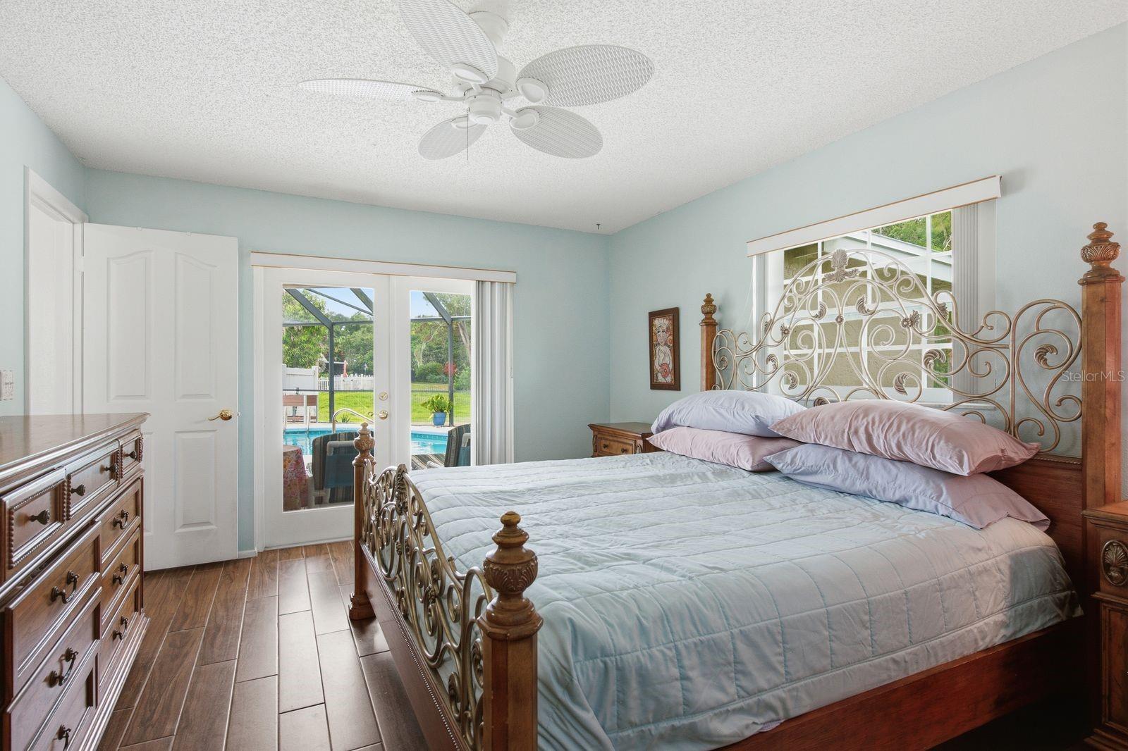 ANCHORAGE OF TARPON LAKE UNIT THREE THE - Residential