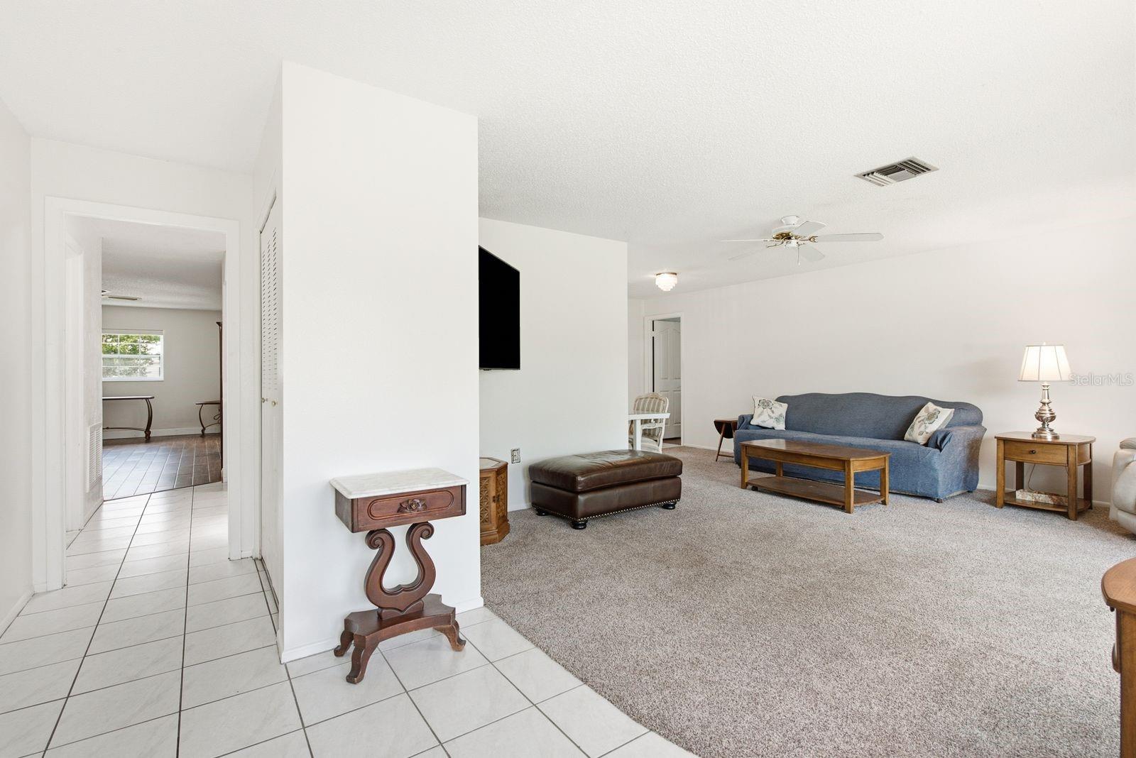 ANCHORAGE OF TARPON LAKE UNIT THREE THE - Residential