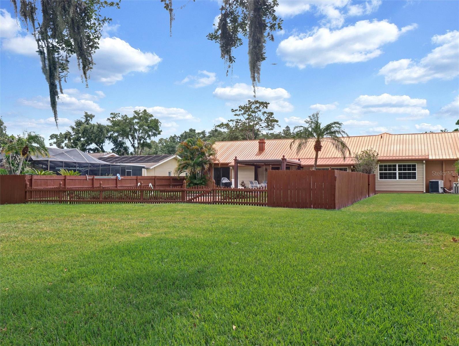 ARMISTEAD MANOR - Residential