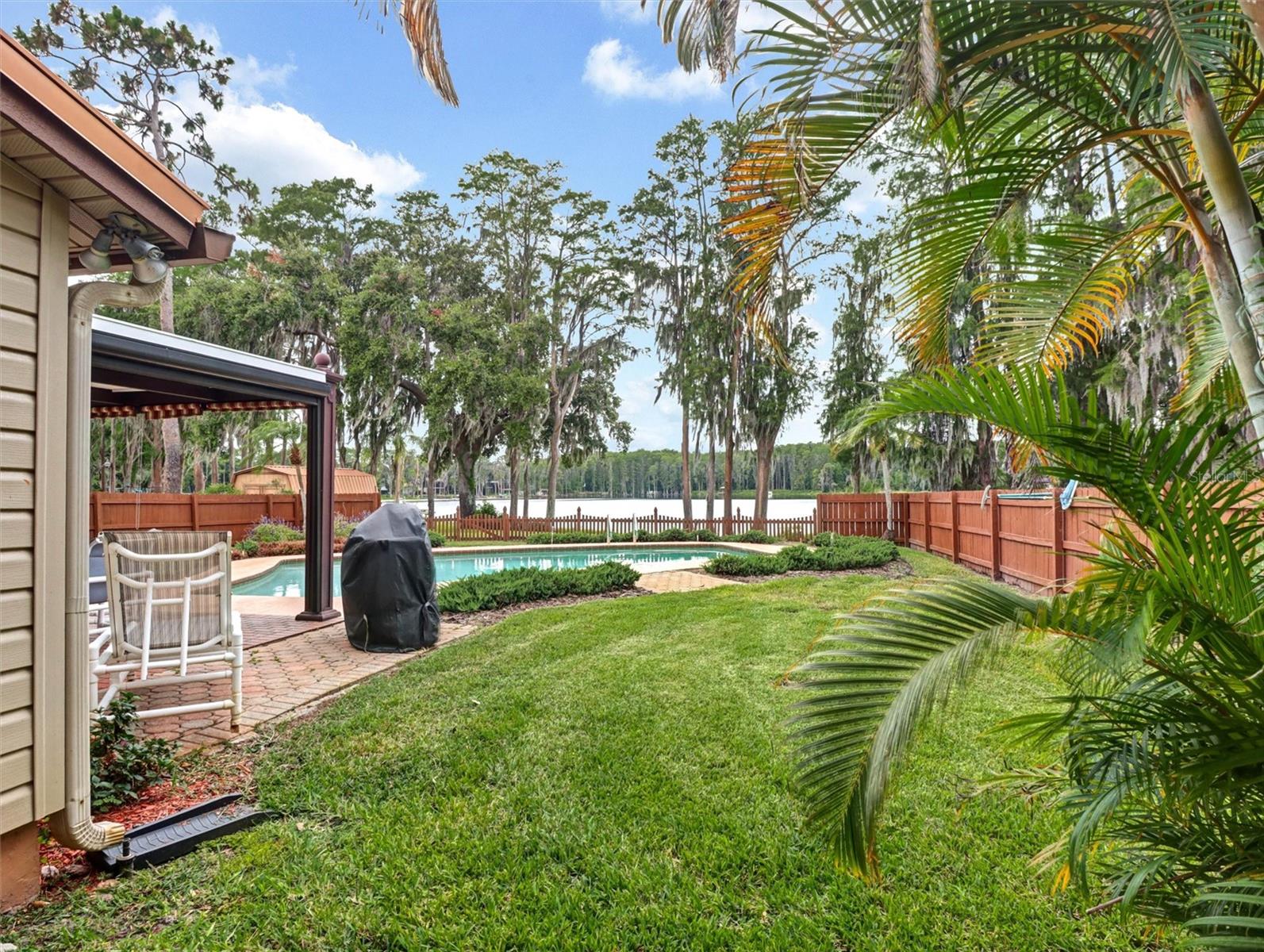 ARMISTEAD MANOR - Residential