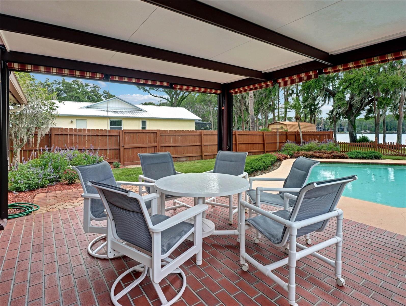 ARMISTEAD MANOR - Residential