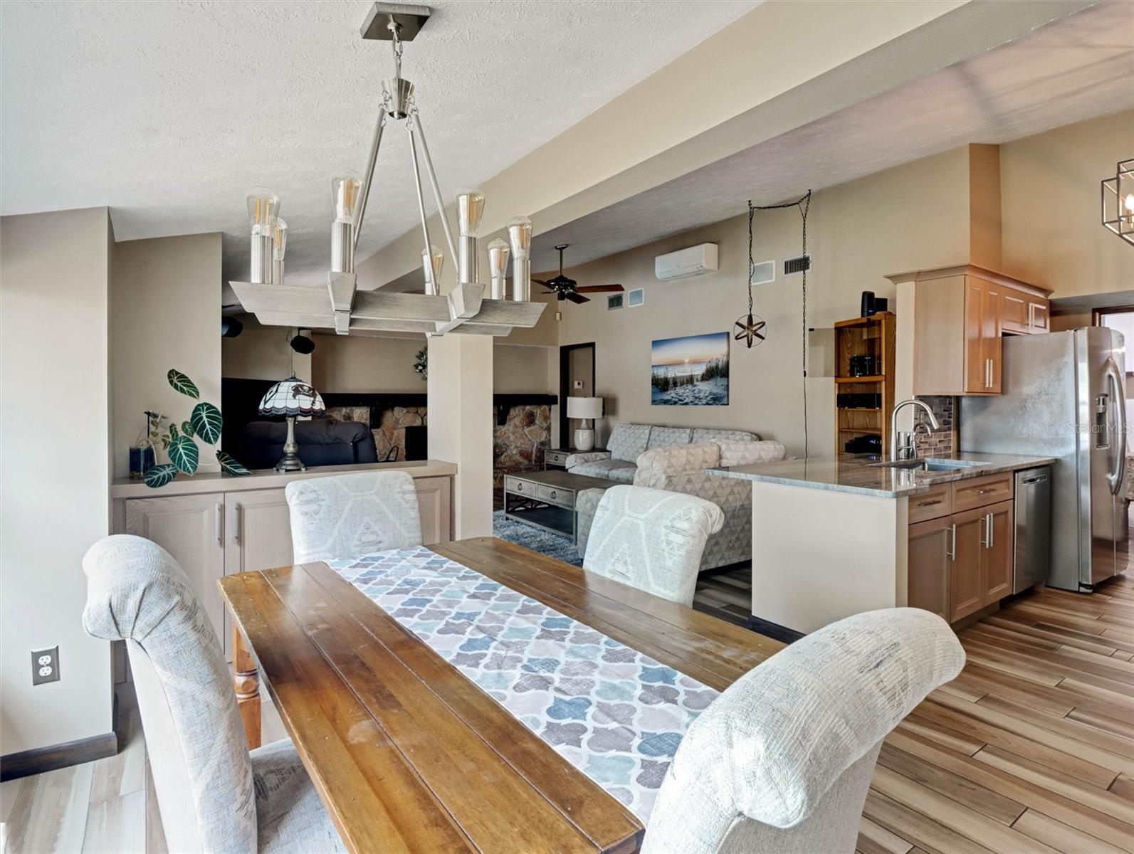 ARMISTEAD MANOR - Residential