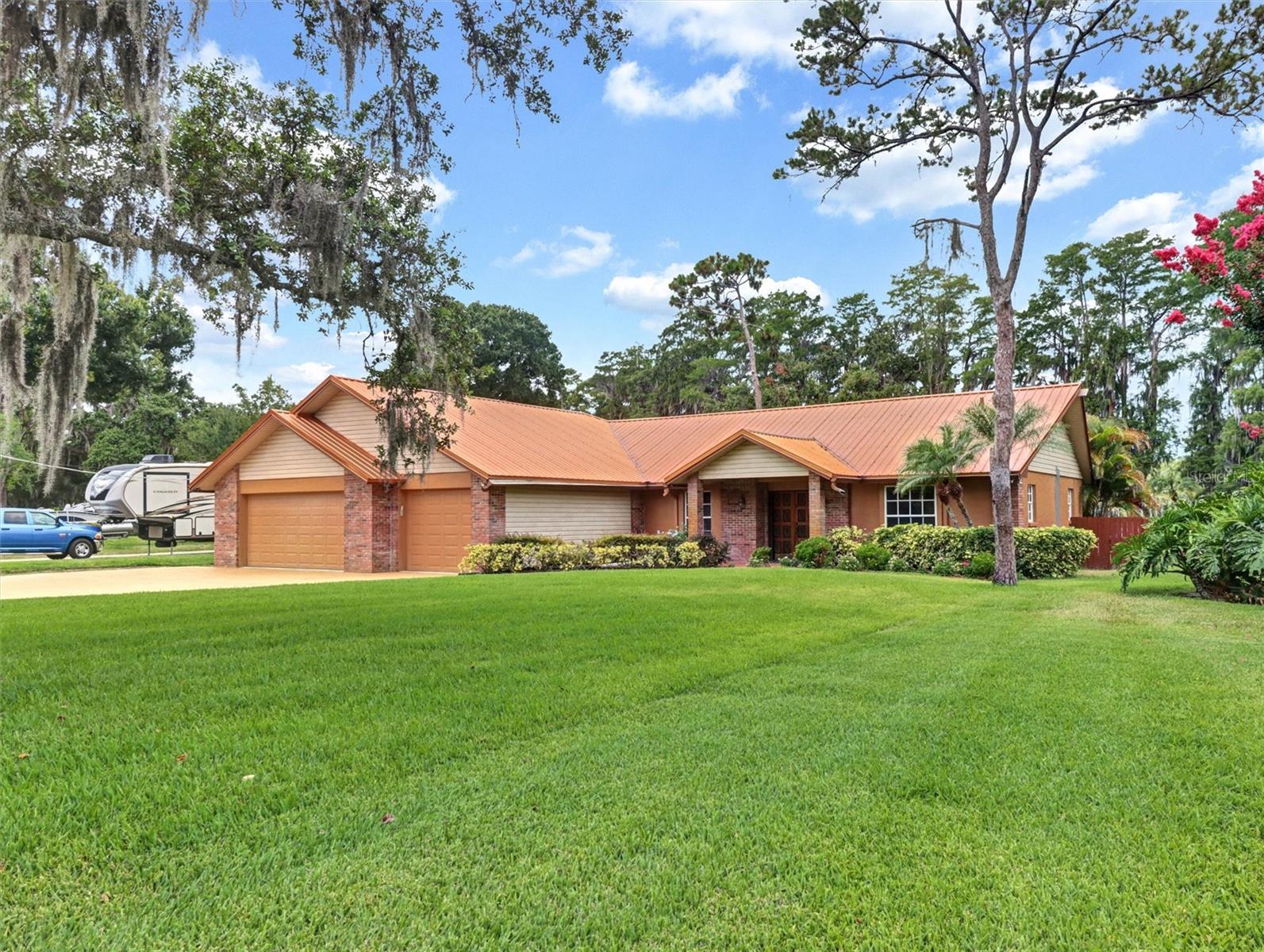 ARMISTEAD MANOR - Residential