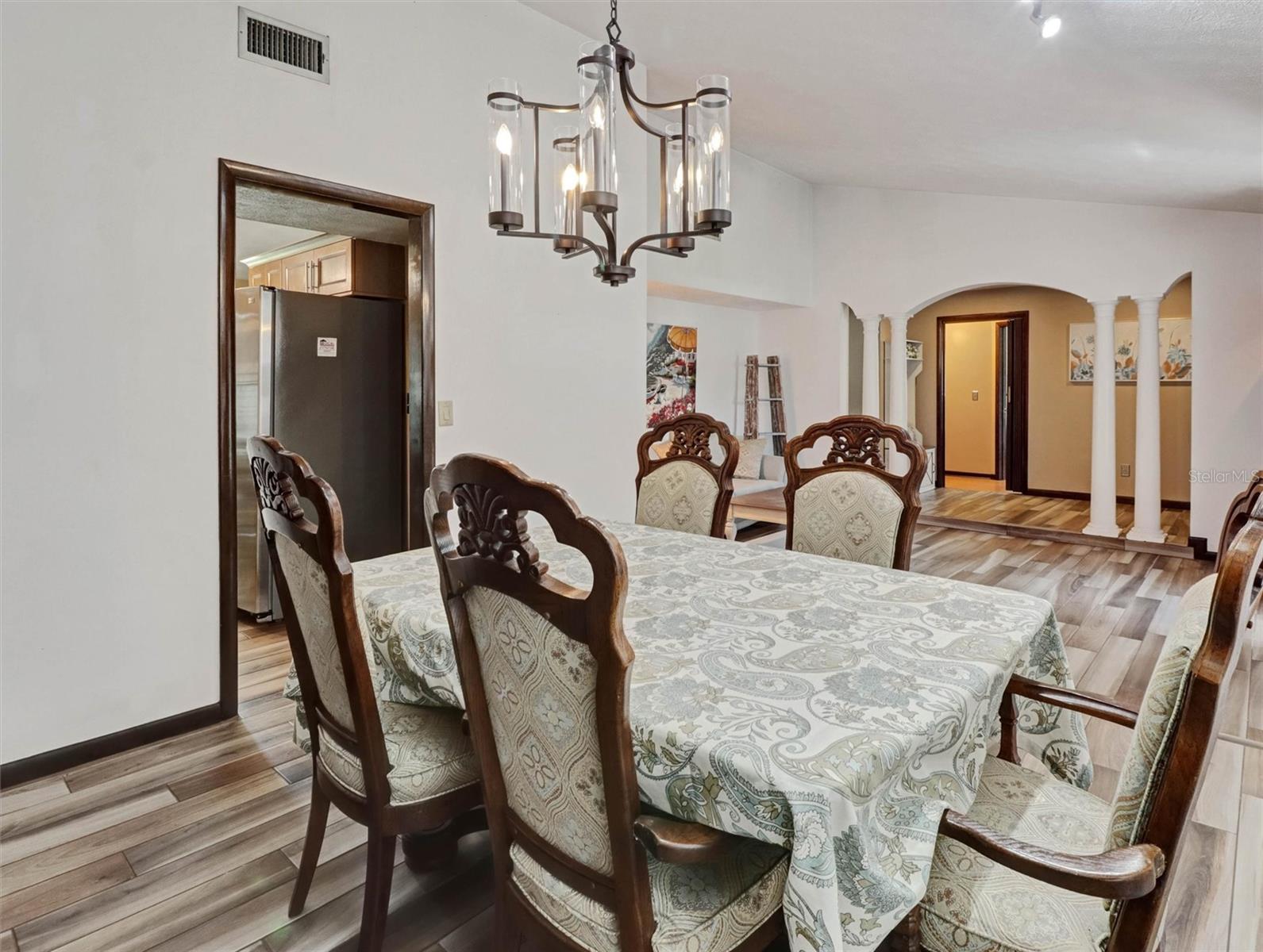 ARMISTEAD MANOR - Residential