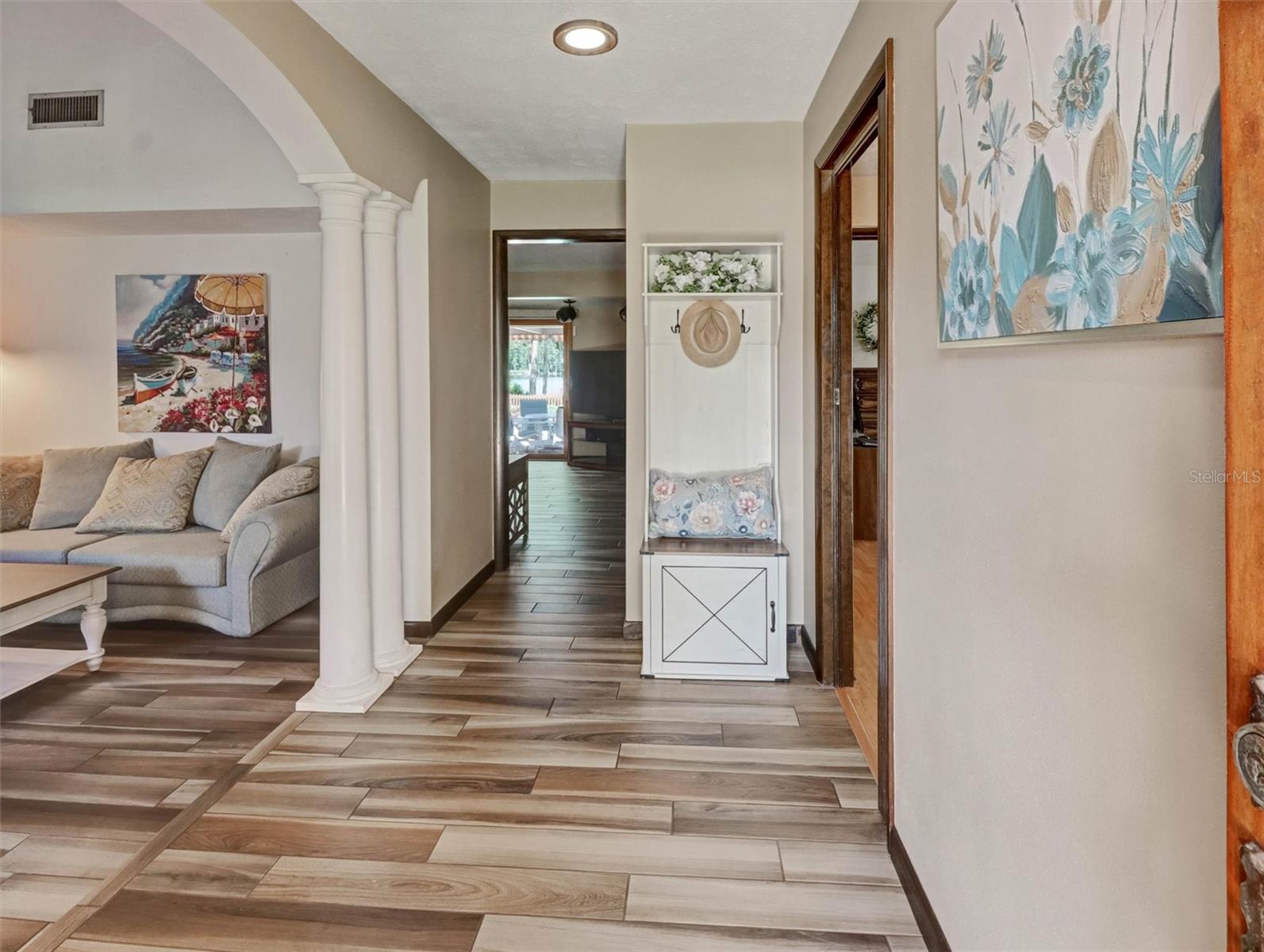 ARMISTEAD MANOR - Residential