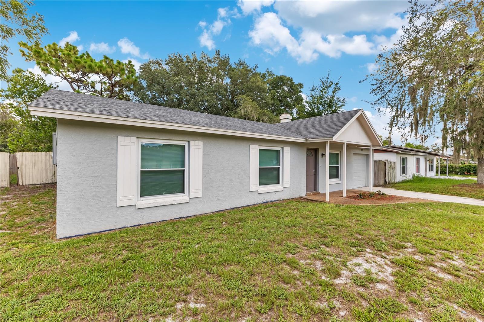 TWIN LAKES MANOR ADD 01 - Residential