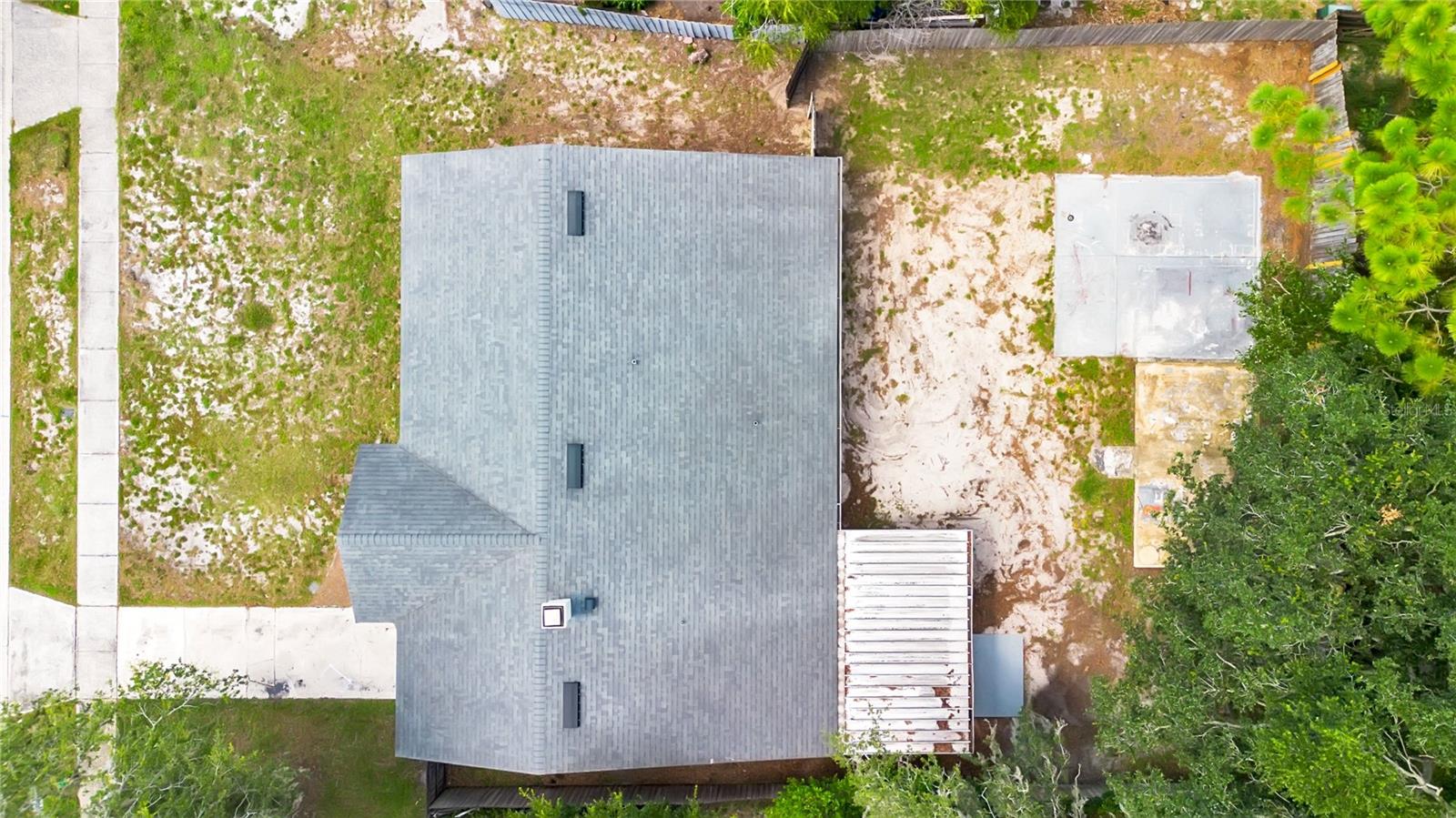 TWIN LAKES MANOR ADD 01 - Residential