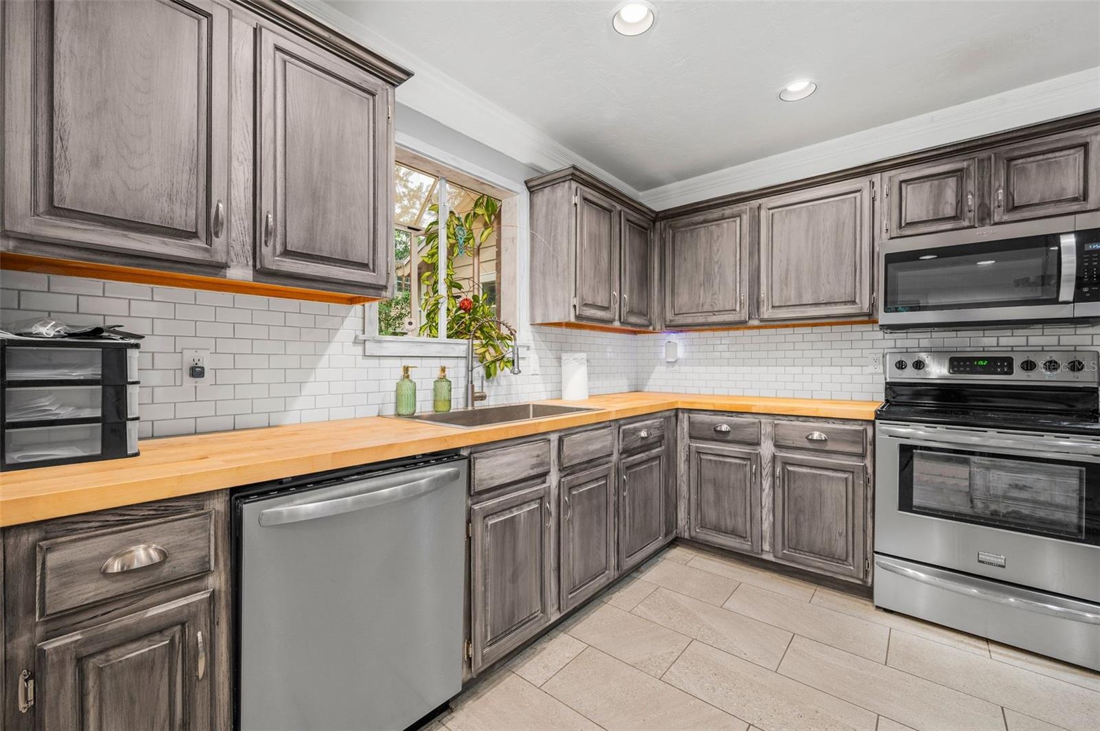 HAILE PLANTATION - Residential