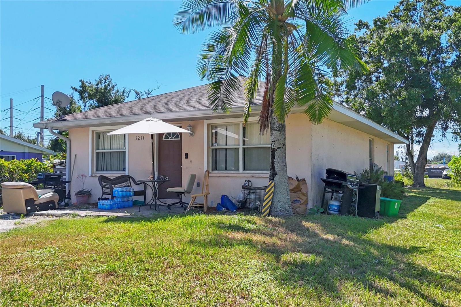 Welcome to 2214 Park Rd — a charming Florida retreat where comfort, convenience, and peace of mind come together effortlessly! With a Newer Roof already in place, the big-ticket items are taken care of, so you can simply move in and enjoy.NOT FLOOD ZONE!

This well-maintained home is ideal for full-time living or a sunny seasonal escape. Nestled in a desirable Venice neighborhood, you’ll love the easy access to shopping, dining, medical facilities, and—best of all—you’re just minutes from the beautiful Gulf Beaches.

Perfect for first-time buyers, downsizers, or savvy investors, this property truly checks all the boxes. Don’t miss your chance to make it yours!