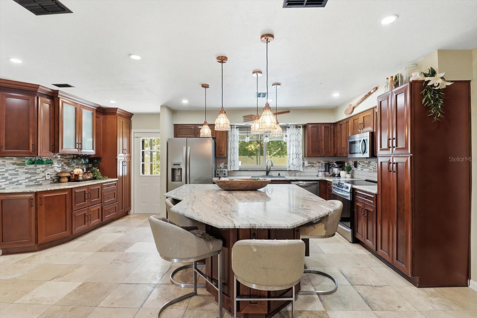 CITRUS SPGS UNIT 06 - Residential