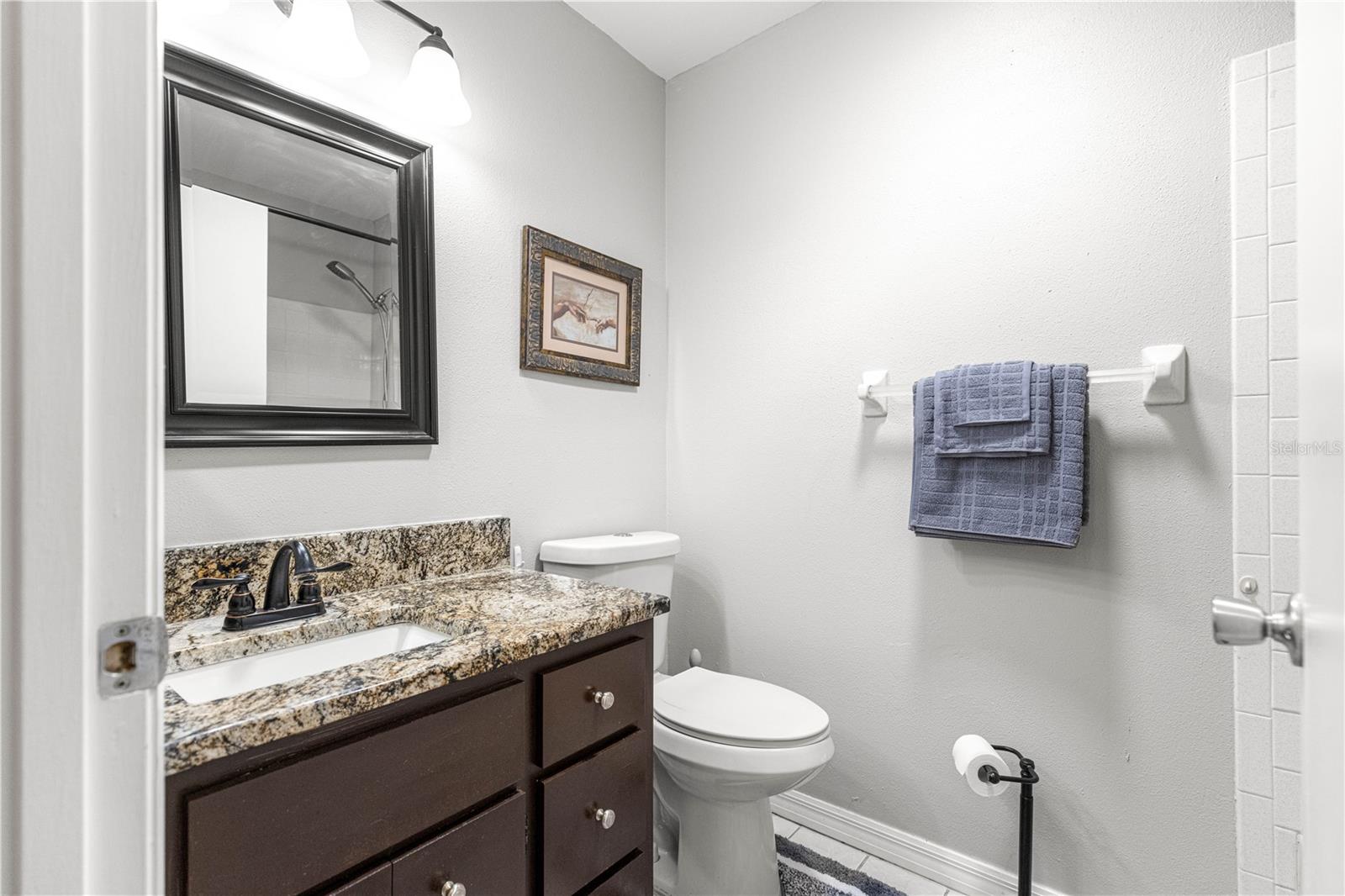 CIRCLE SQUARE WOODS - Residential
