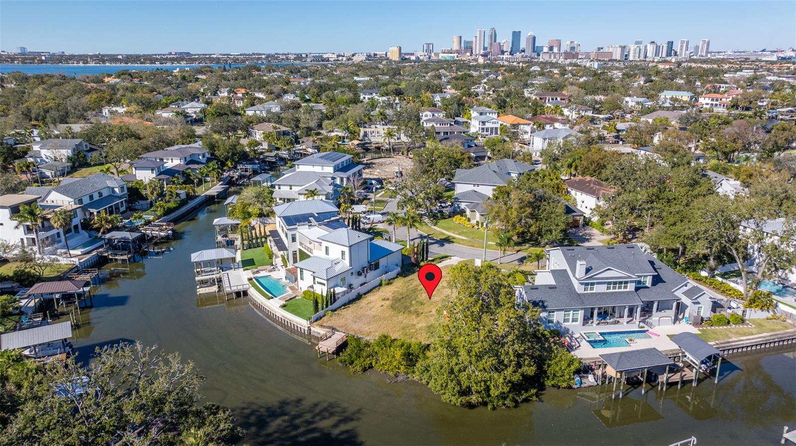 DAVIS ISLANDS PB10 PG52 TO 57 - Residential