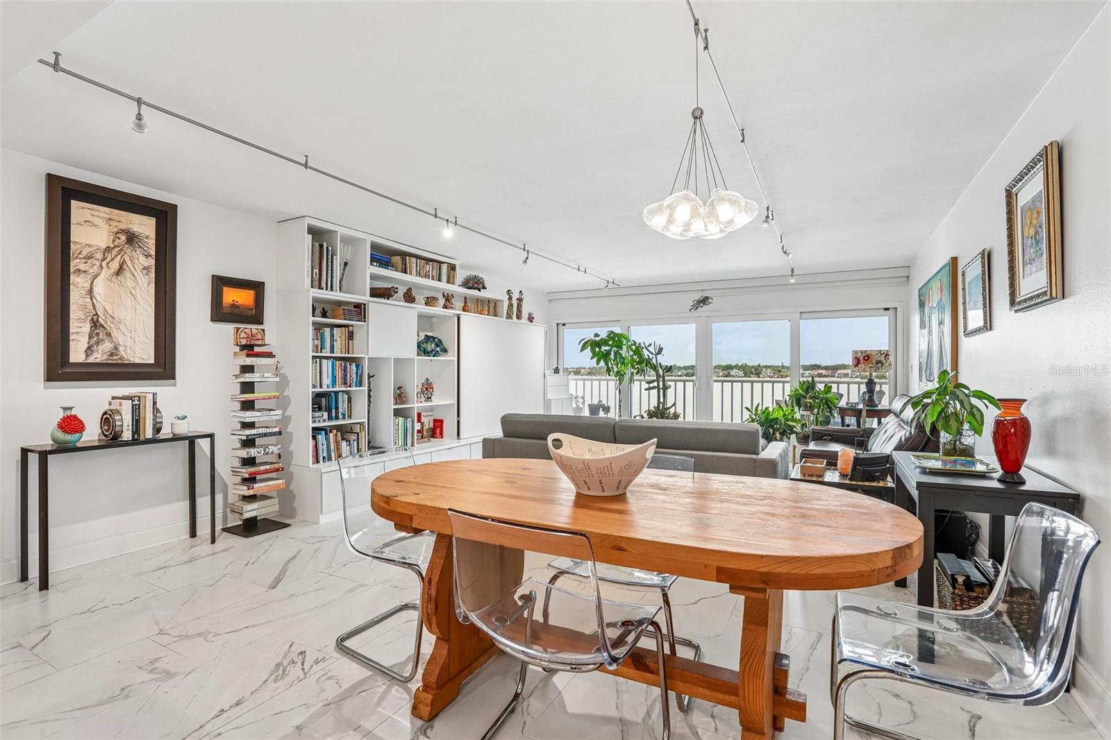 ADALIA BAYFRONT CONDOMINIUM - Residential