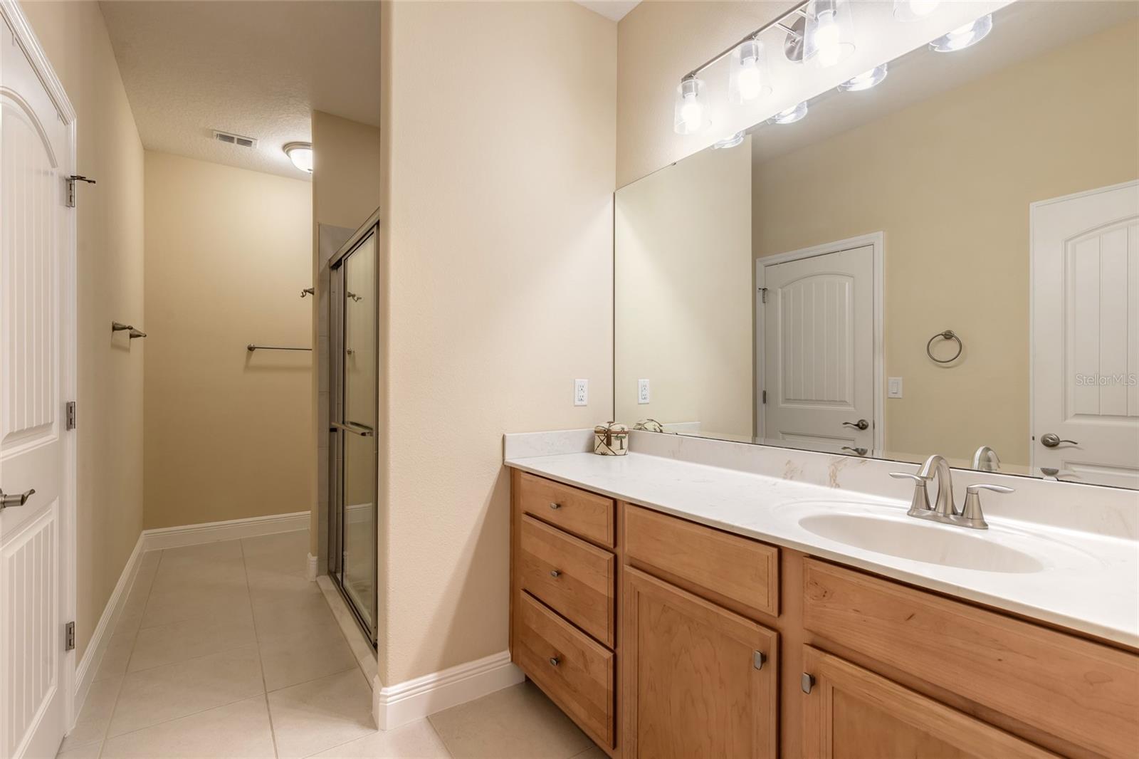 VENETIAN BAY PH 1B UNIT 02 - Residential