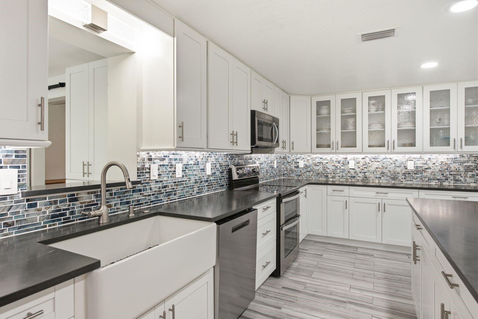 TAMPASHORES BAY SEC - Residential
