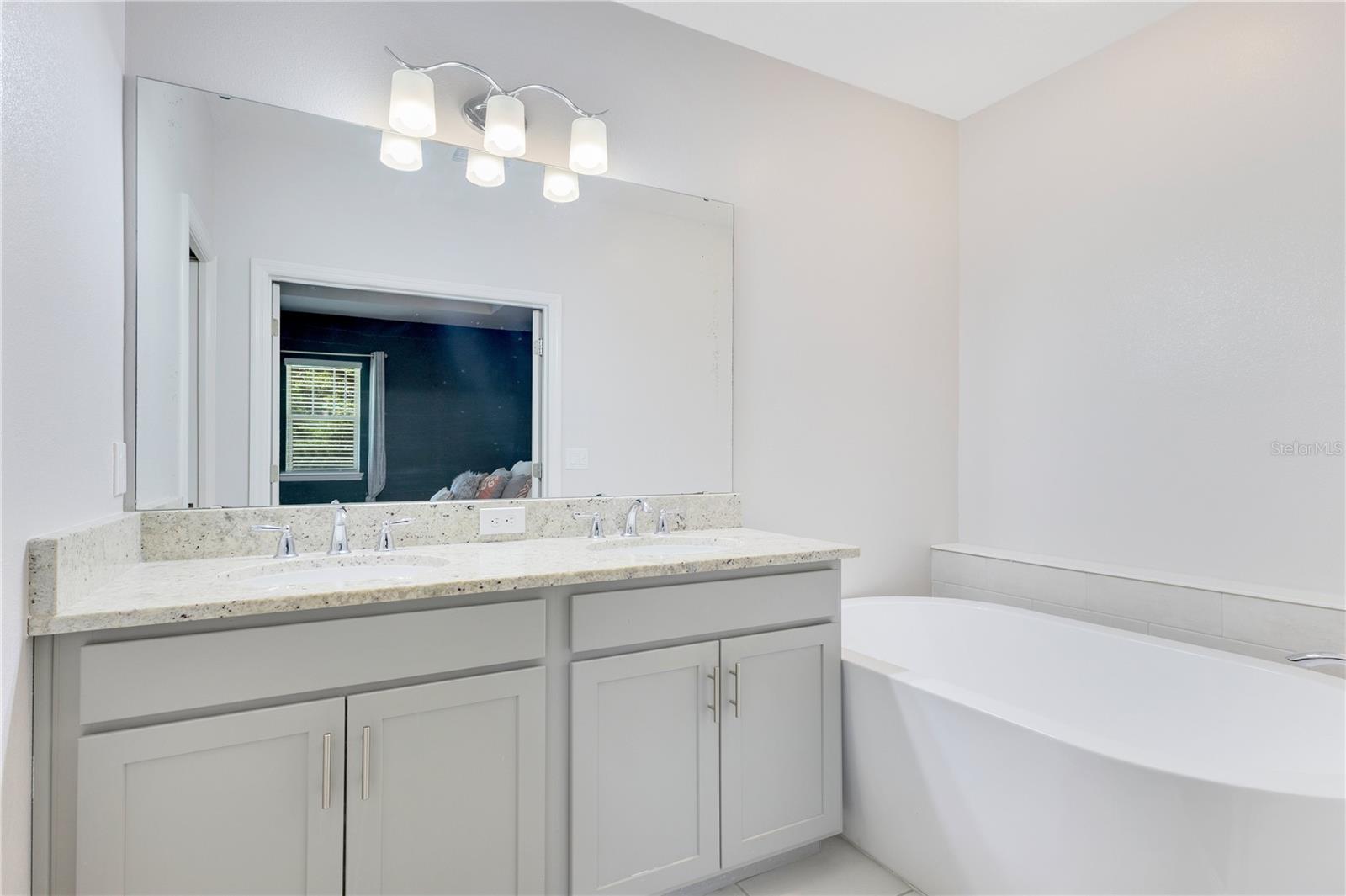 STONEWOOD ESTATES - Residential