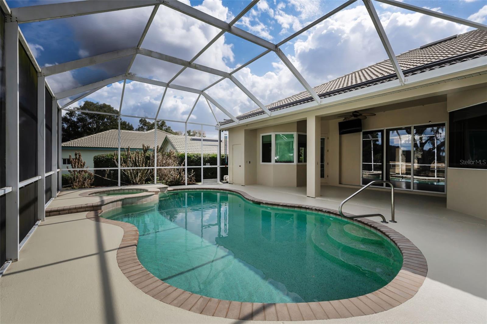 LAKE JOVITA GOLF & COUNTRY CLUB PH 01 - Residential Lease