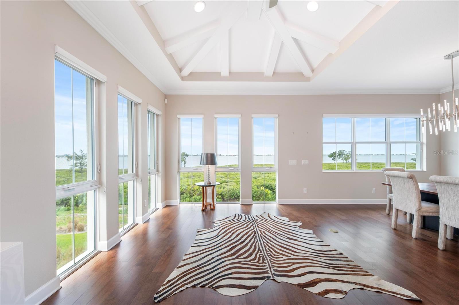 HARBOUR ISLE - EDGEWATER WALK - Residential