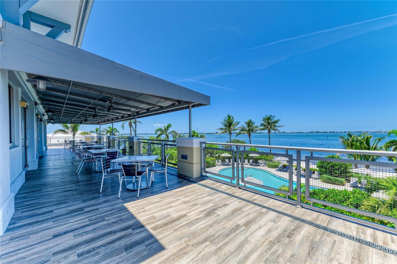 HARBOUR ISLE - EDGEWATER WALK - Residential