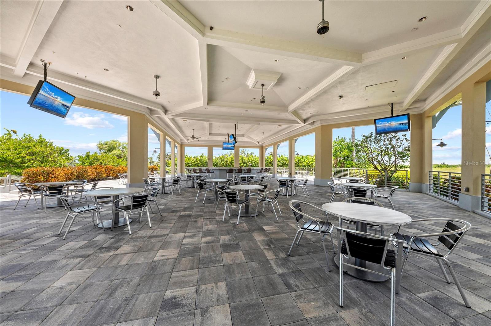 HARBOUR ISLE - EDGEWATER WALK - Residential