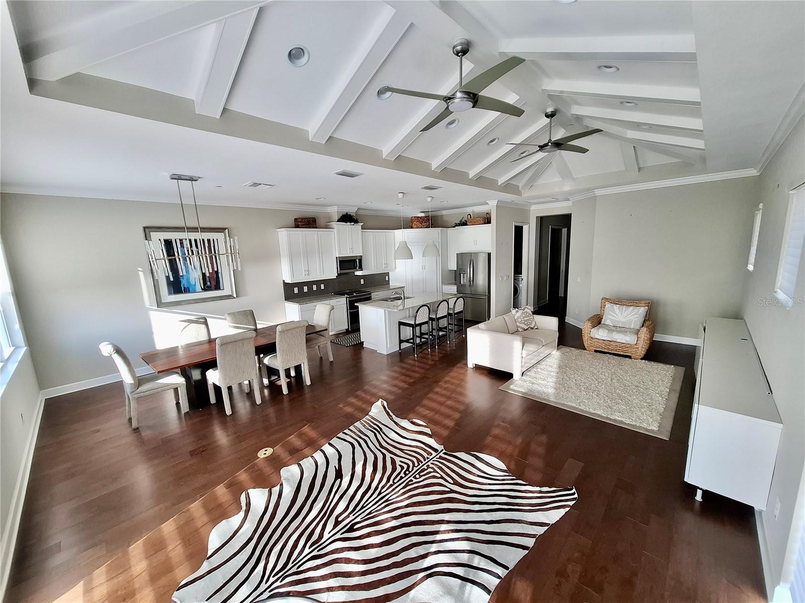 HARBOUR ISLE - EDGEWATER WALK - Residential