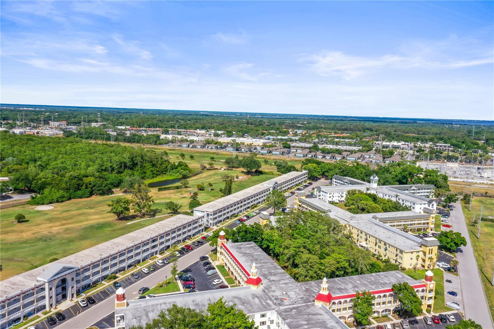 ON TOP OF THE WORLD - Residential